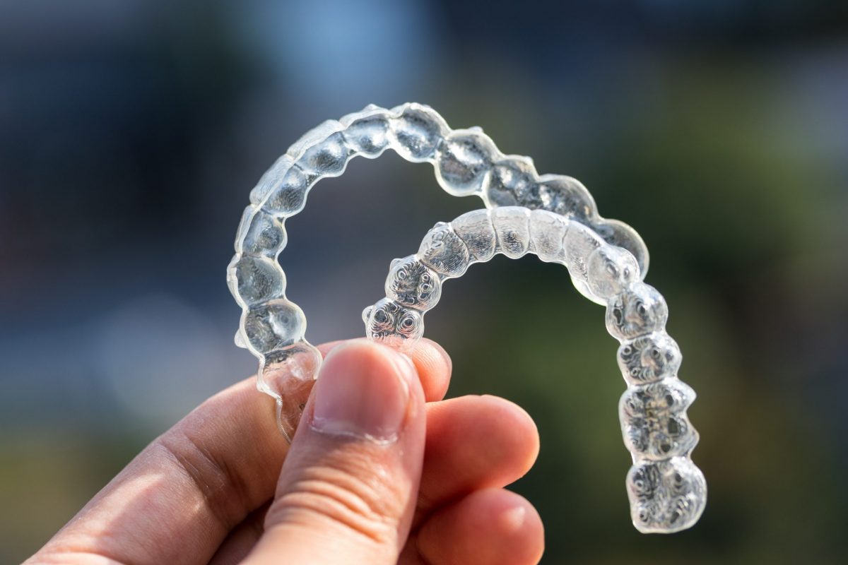 Dispositif transparent d'alignement des dents